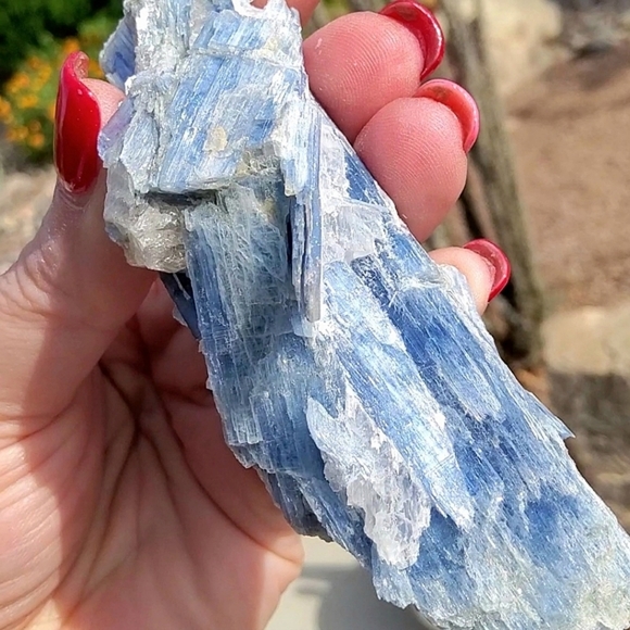 🌸🌸🌸 3/$50---Vibrant Brazilian Blue Kyanite - Picture 10 of 11